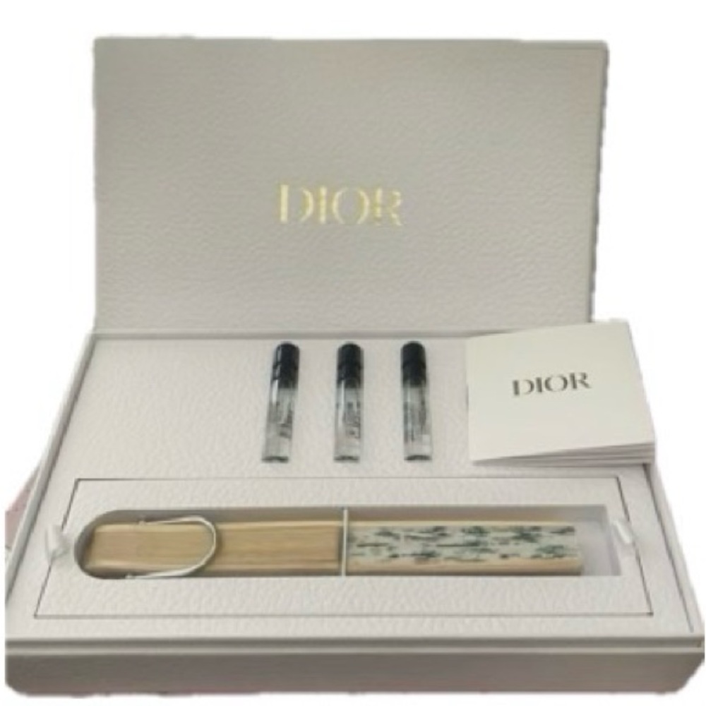 Dior Mini fan and perfume - Picture 2 of 5